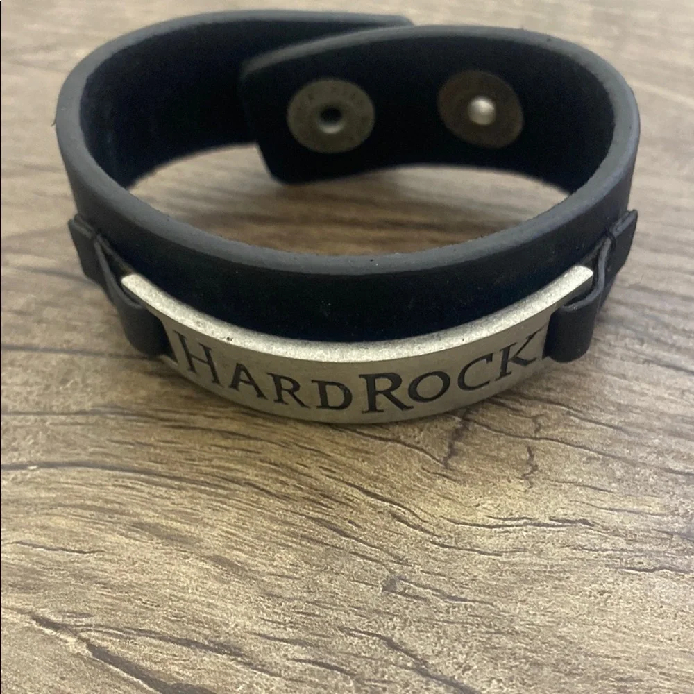 Hard Rock Cafe Black and Silver Jewelry Bracelet